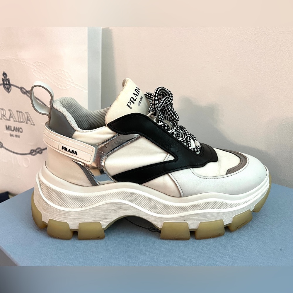 PRADA sneakers for women - Picture 5 of 11